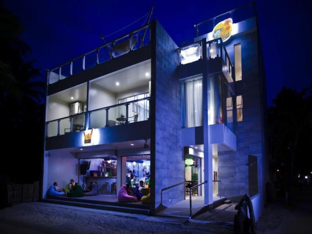 B Pod Hotel Manoc-Manoc Exterior foto